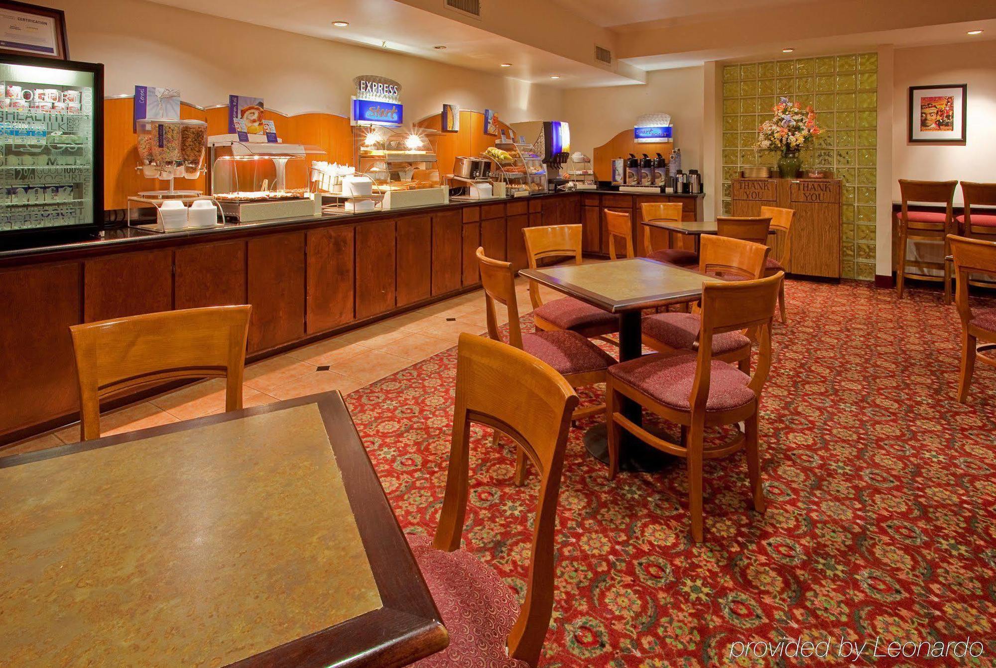 Four Points By Sheraton Dallas Arlington Entertainment District Restoran gambar