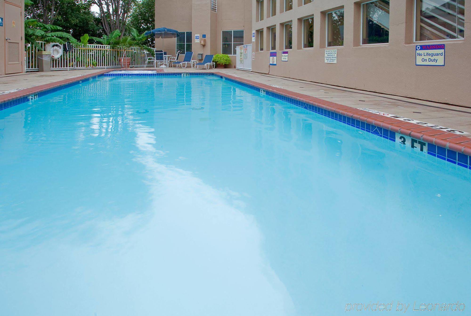 Four Points By Sheraton Dallas Arlington Entertainment District Kemudahan gambar